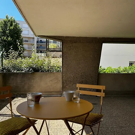 Renove Proche Du Centre Et Des Thermes 洽马来里斯
